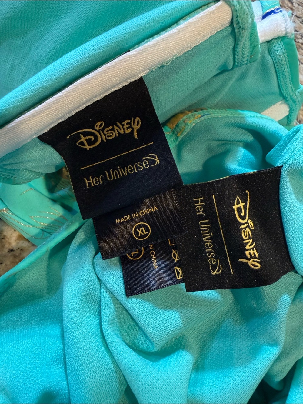 Disney her universe Aladdin Jasmine Peacock Bikini Swimsuit Set Size XL - Picture 4 of 6